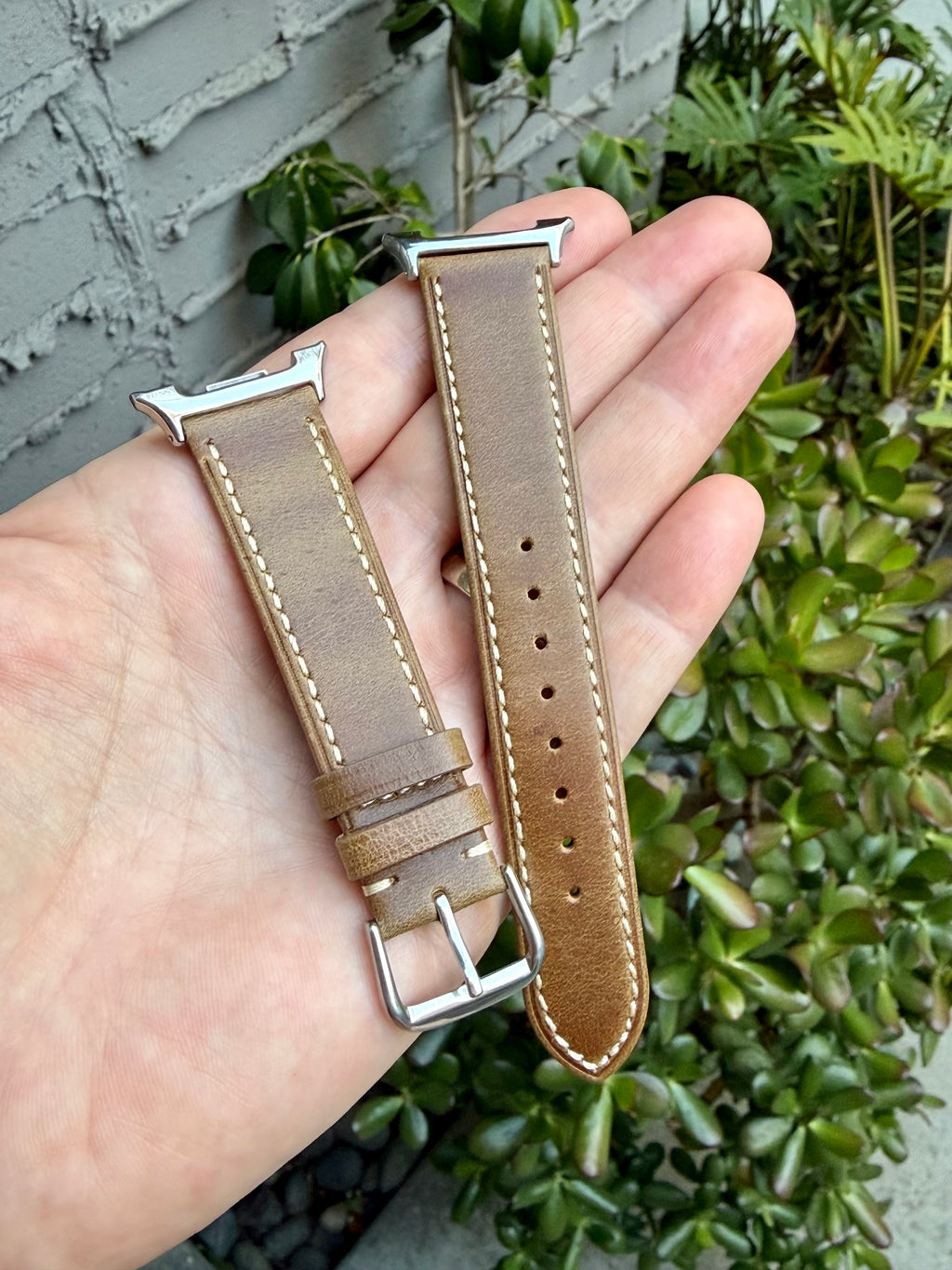 Rustic Tan Leather Strap for Samsung Galaxy Watch 9 and Watch 8, Dynamic Lug Connector, Silver Buckle, 40mm 44mm
