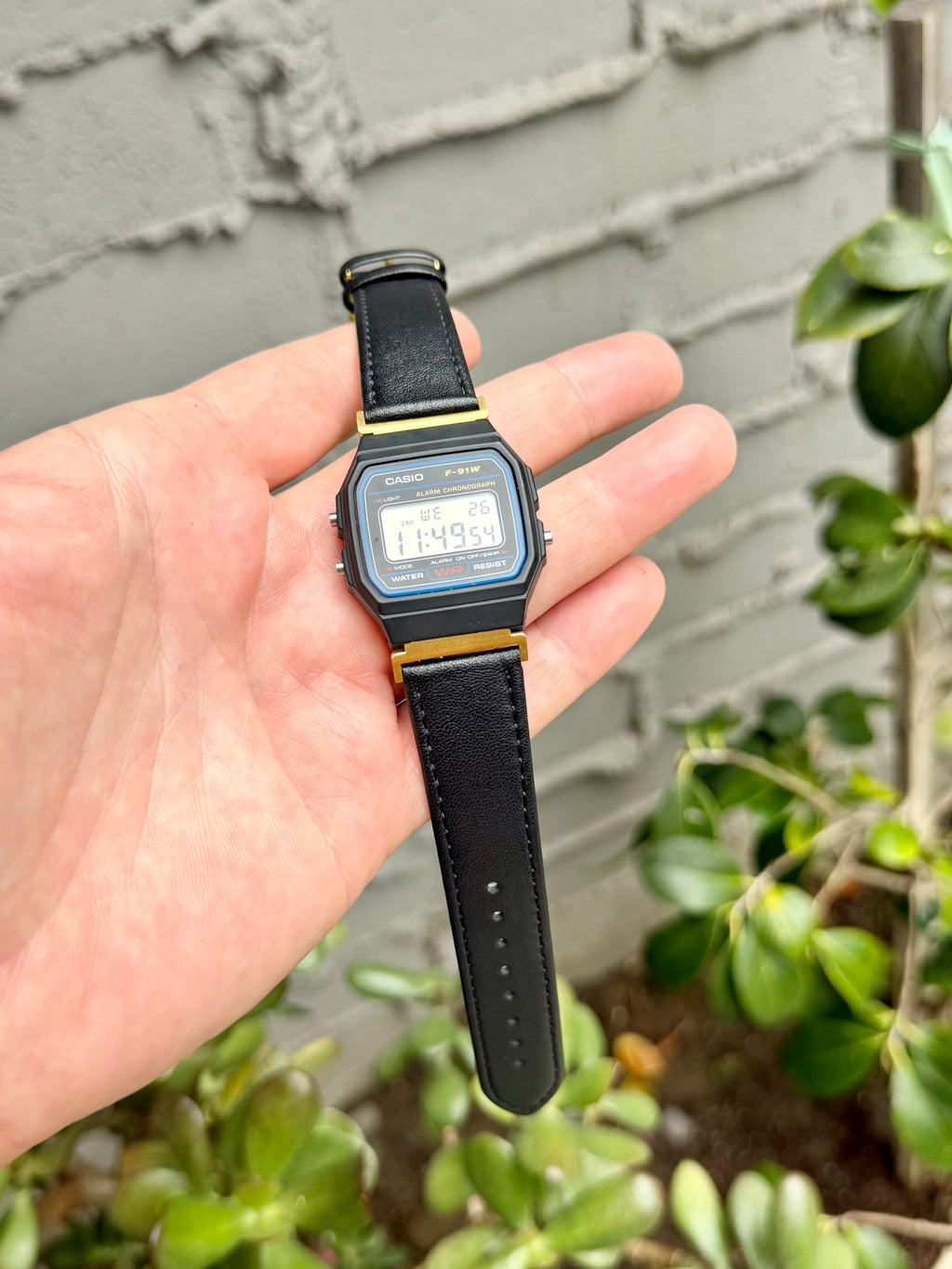 Black Leather Strap for Casio F91W, 20mm Genuine Leather Watch Band, Gold Adapters Pre-Attached, Adjustable 5.5 to 8 inch, Fits F91W A158W A168W
