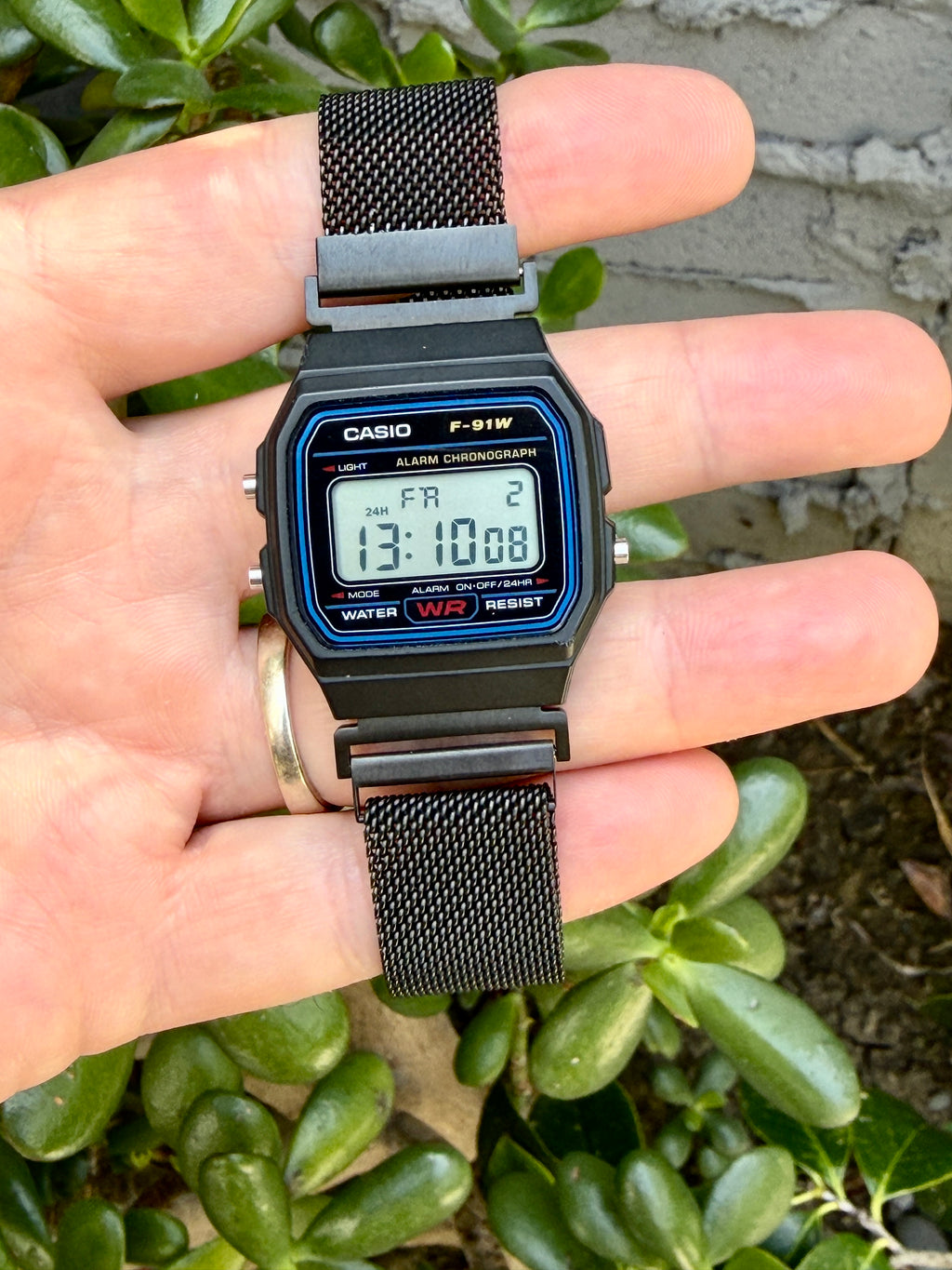 Black Milanese Mesh Band for Casio F-91W, Stainless Steel Magnetic Strap, Watch Upgrade, Fits F91W A158W A168W W-59 W-86 and More